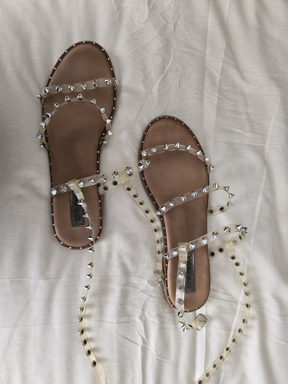 Steve Madden Clear Studded Strappy/Gladiator Flat Sandals Chic/Y2K Women 8.5 EUC